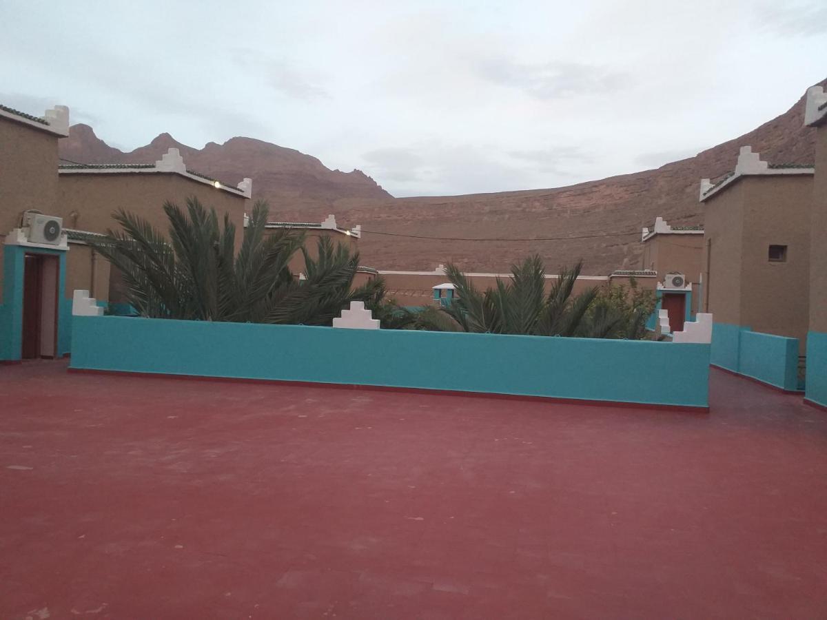 Kasbah Hotel Camping Jurassique Ifri Bagian luar foto