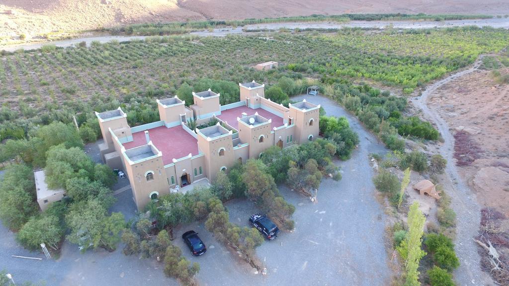 Kasbah Hotel Camping Jurassique Ifri Bagian luar foto