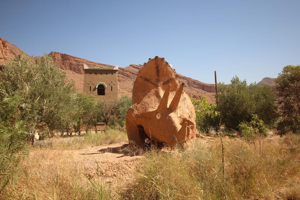 Kasbah Hotel Camping Jurassique Ifri Bagian luar foto