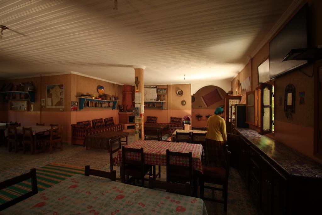 Kasbah Hotel Camping Jurassique Ifri Bagian luar foto