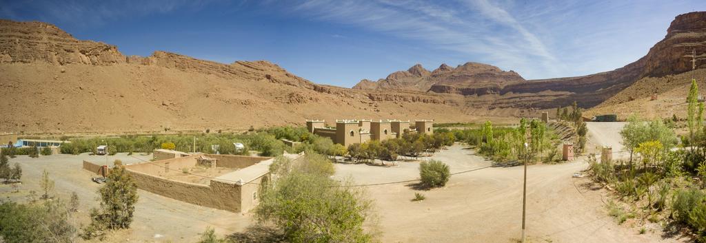 Kasbah Hotel Camping Jurassique Ifri Bagian luar foto