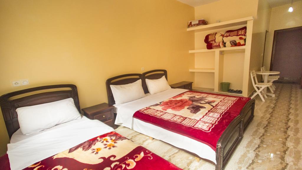Kasbah Hotel Camping Jurassique Ifri Bagian luar foto