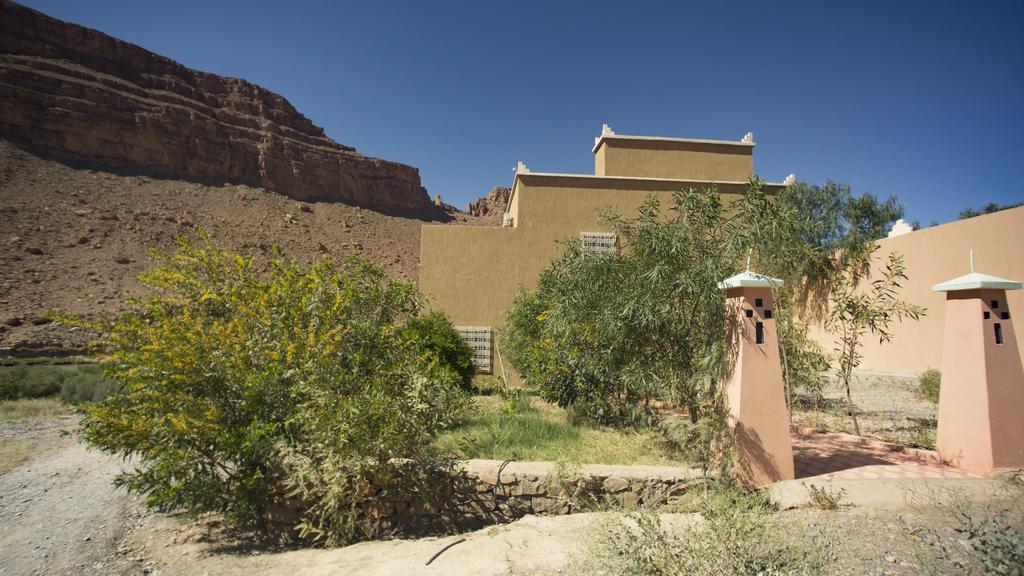 Kasbah Hotel Camping Jurassique Ifri Bagian luar foto